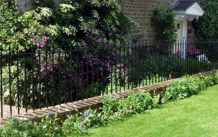 Wrought Iron Garden Railings Rugby